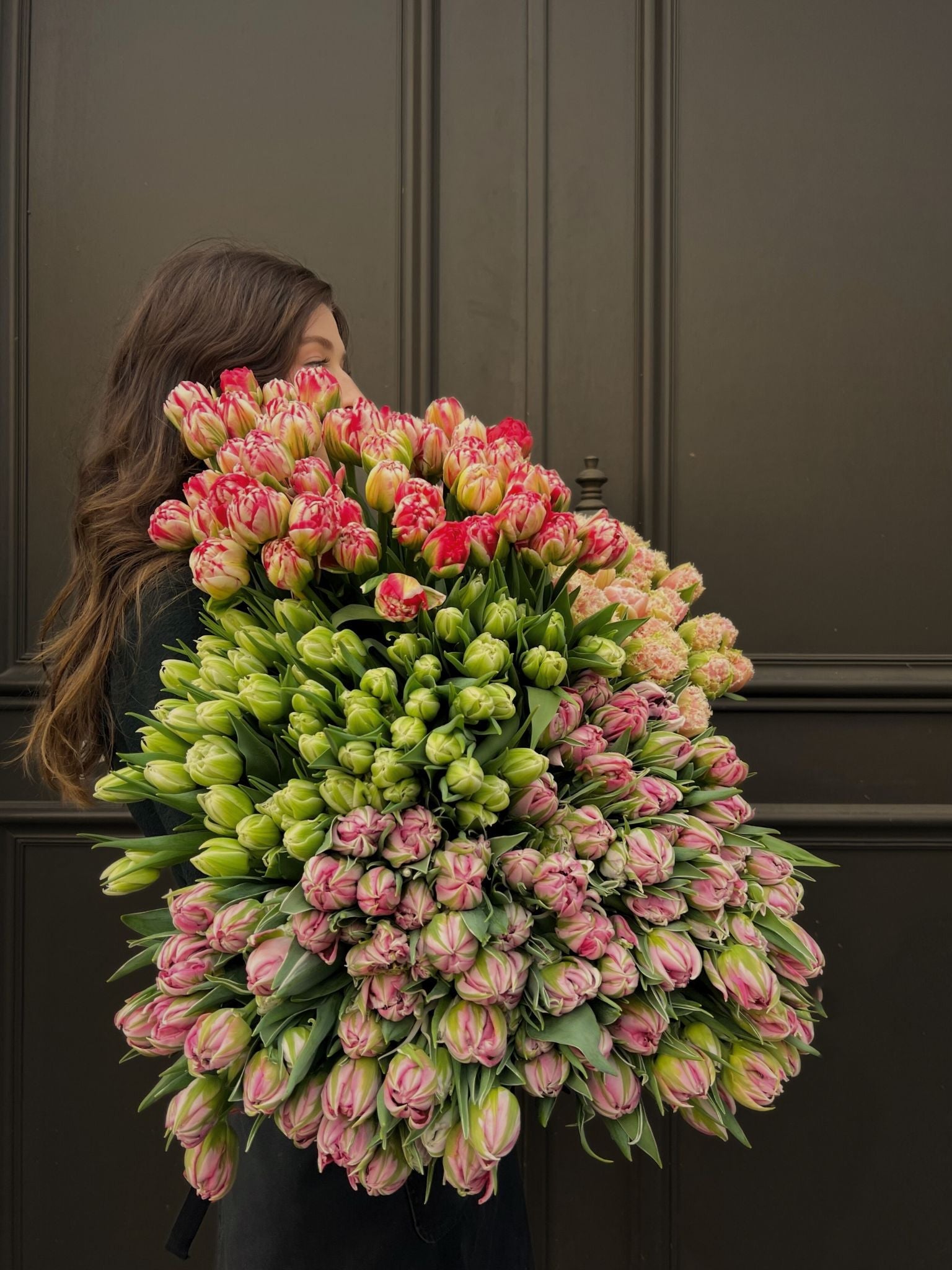 Elegant lily bouquet with long-stem blooms in classic tones