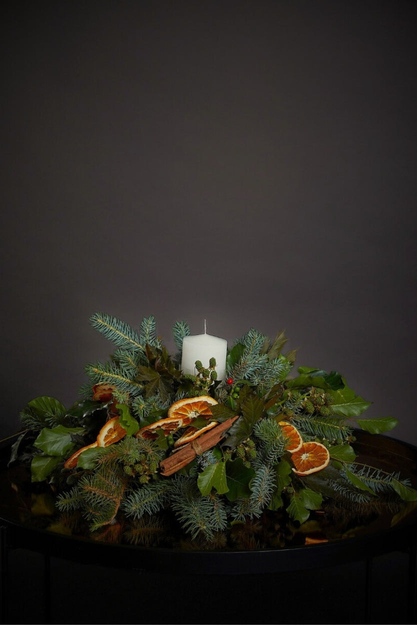 christmas organic colours table centrepiece