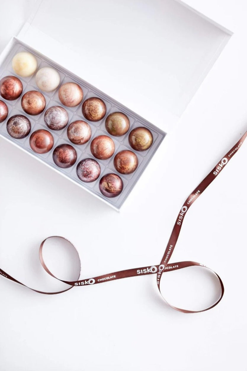 Sisko 18 Piece Chocolate Collection